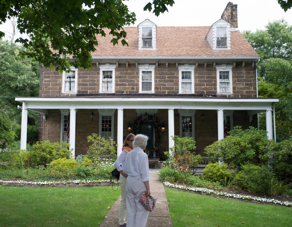 Scenery Hill, PA: The Century Inn 8/22/13